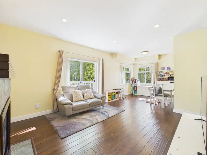 141 7388 MACPHERSON AVENUE - photo 1 of 16