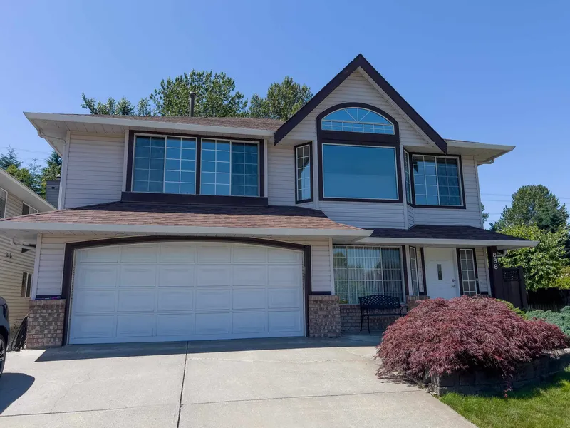 888 HERRMANN STREET - photo 2 of 25