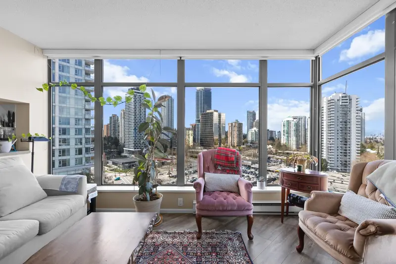 1606 4505 HAZEL STREET - photo 4 of 25