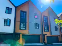 48 16685 25 AVENUE - thumbnail 1
