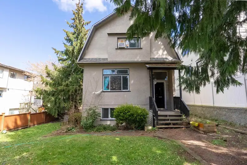 2703 WARD STREET - photo 1 of 16