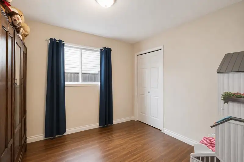 2717 DEHAVILLAND COURT - photo 4 of 15