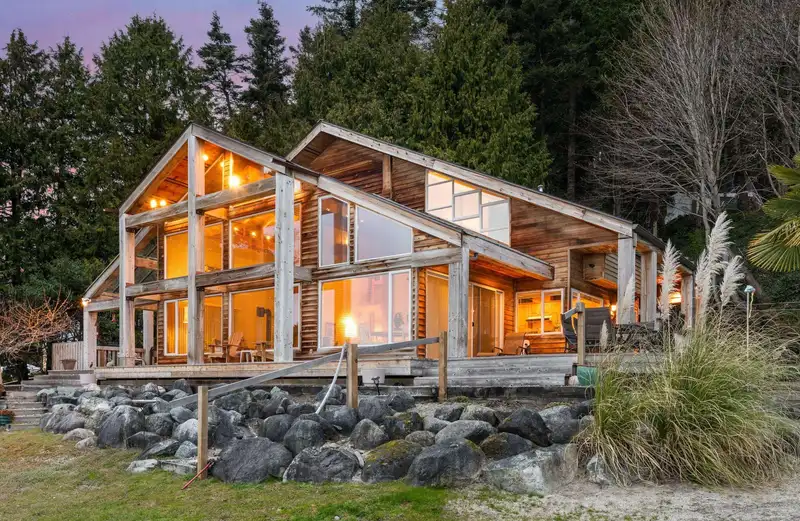 598 TSAWWASSEN BEACH ROAD - photo 1 of 40