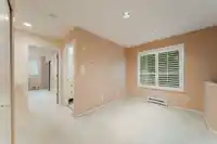 25 650 ROCHE POINT DRIVE - thumbnail 29