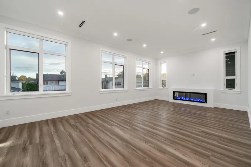 4471 WINDJAMMER DRIVE - photo 2 of 25