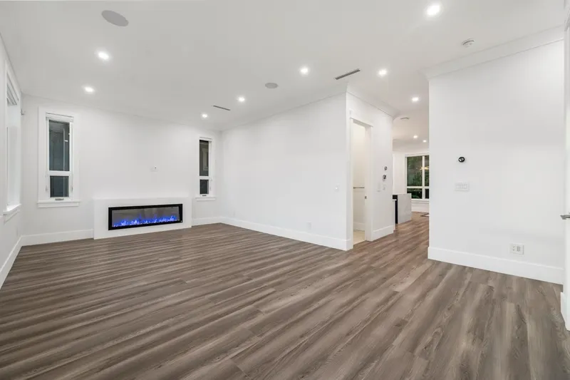 4471 WINDJAMMER DRIVE - photo 4 of 25