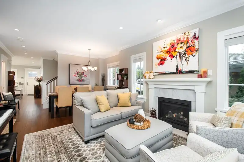 1421 GORDON AVENUE - photo 4 of 38