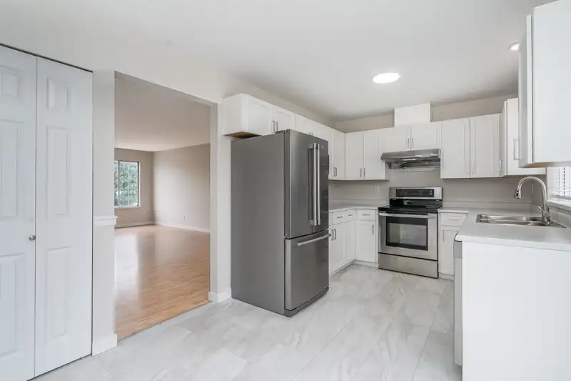 31 31255 UPPER MACLURE DRIVE - photo 4 of 40