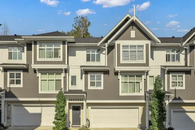 2802 23061 LOUGHEED AVENUE - photo 2 of 39