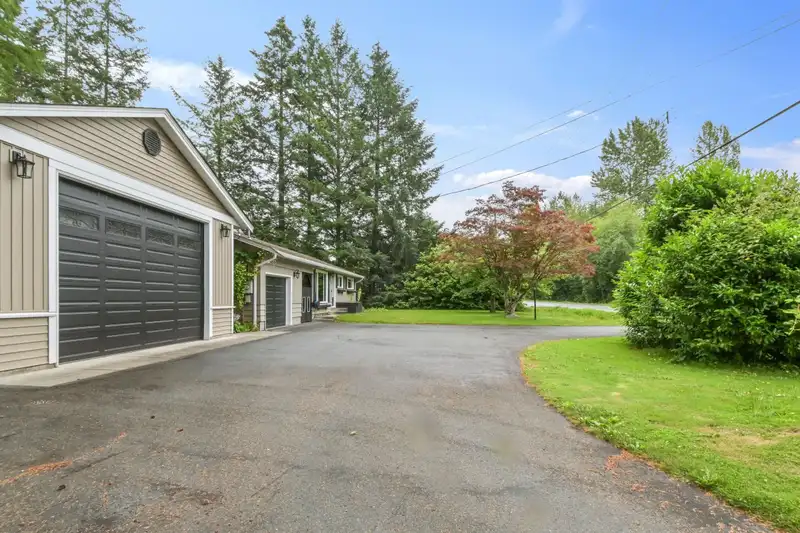 32955 DEWDNEY TRUNK ROAD - photo 3 of 39