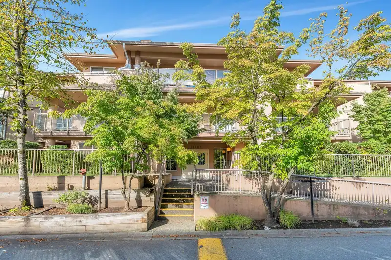 101 14980 101A AVENUE - photo 1 of 40