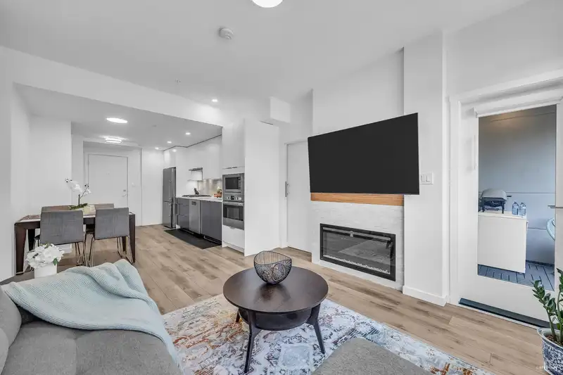208 11639 227 STREET - photo 2 of 27