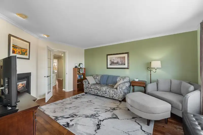 6018 189A STREET - photo 3 of 32