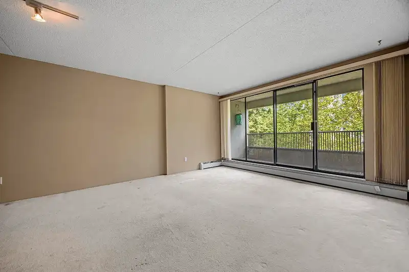 603 4134 MAYWOOD STREET - photo 3 of 20