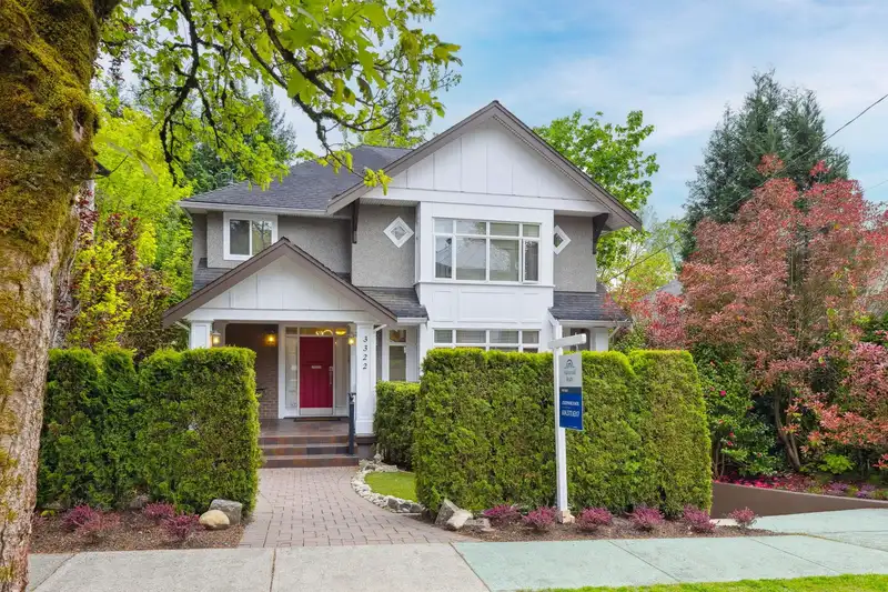 3322 W 40TH AVENUE - photo 1 of 40