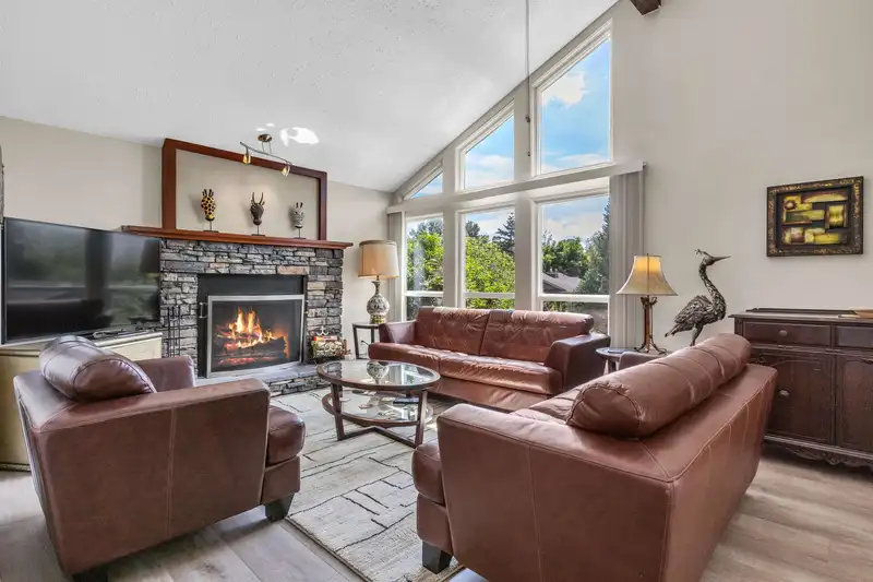 34951 GLENN MOUNTAIN DRIVE - photo 3 of 40