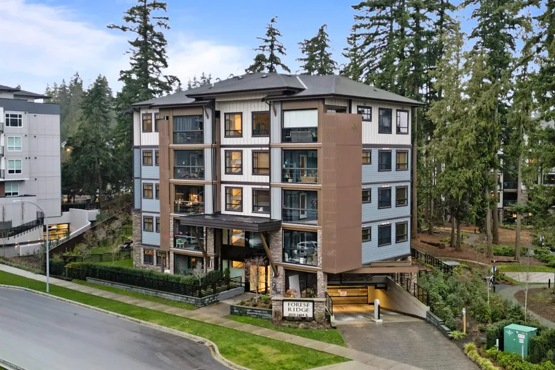 511 3535 146A STREET - photo 3 of 25