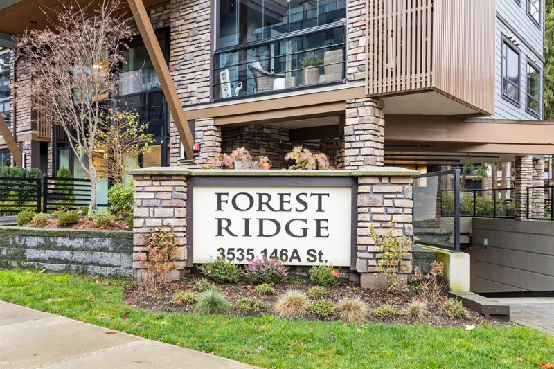 511 3535 146A STREET - photo 4 of 25