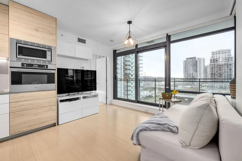 1008 2378 ALPHA AVENUE - photo 4 of 25