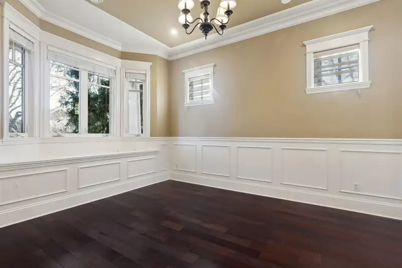 3963 W 23RD AVENUE - photo 4 of 40