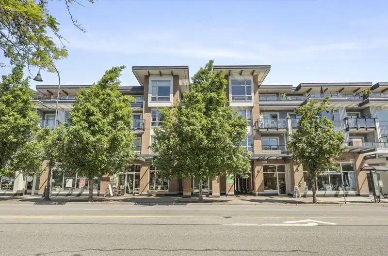 324 1330 MARINE DRIVE - photo 1 of 25