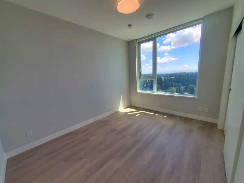 3202 567 EMERSON STREET - photo 4 of 10
