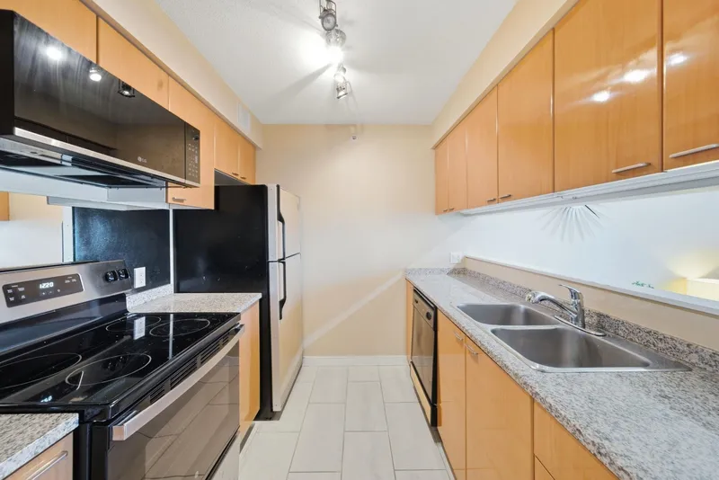 1903 1288 W GEORGIA STREET - photo 3 of 25