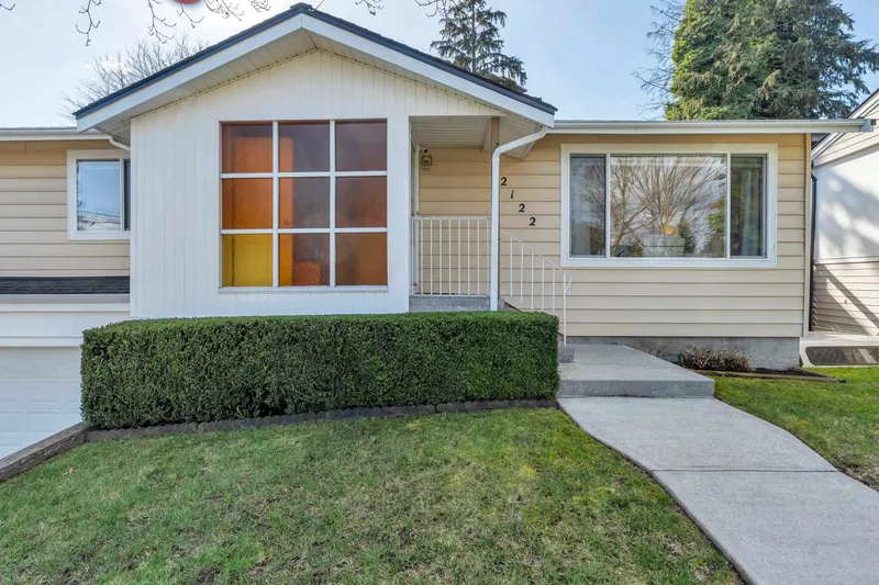 2122 ANITA DRIVE - photo 3 of 25