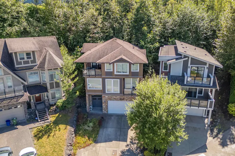 47202 SKYLINE DRIVE - photo 3 of 25