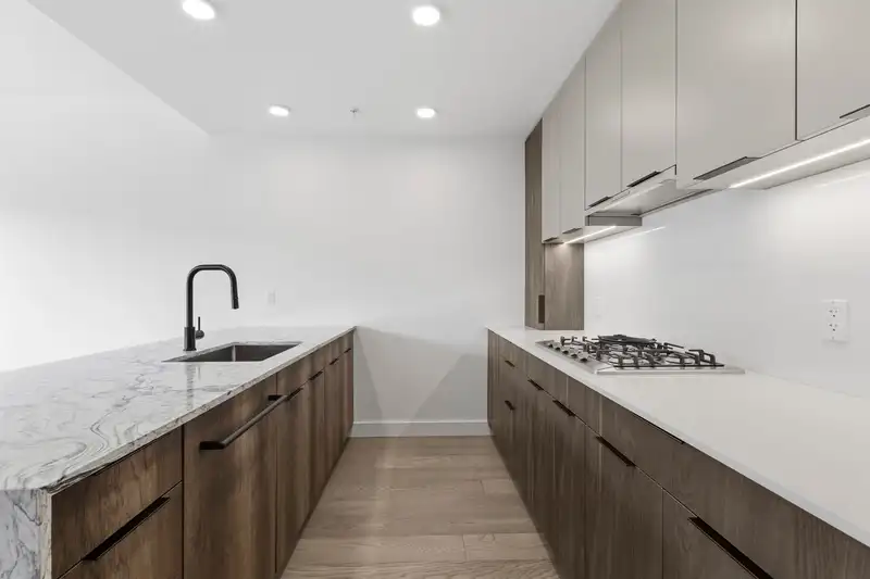 306 3590 W 39TH AVENUE - photo 2 of 29