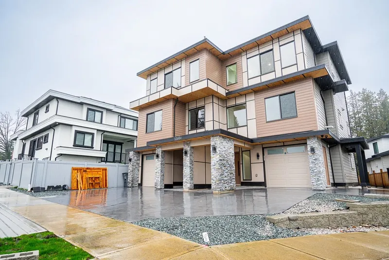 102 13661 59 AVENUE - photo 3 of 25