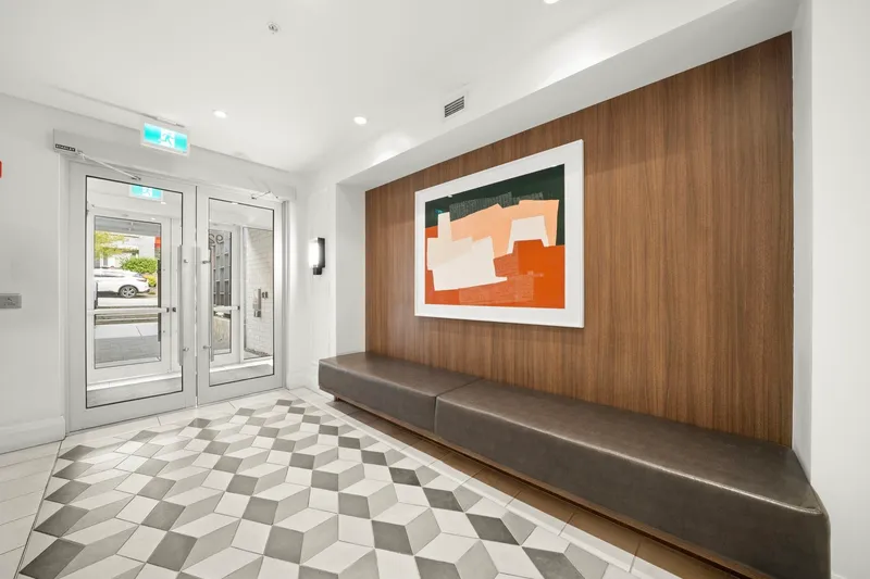 514 9228 SLOPES MEWS - photo 2 of 25