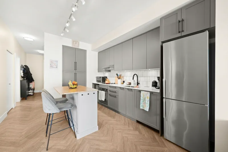 514 9228 SLOPES MEWS - photo 3 of 25