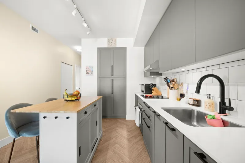 514 9228 SLOPES MEWS - photo 4 of 25