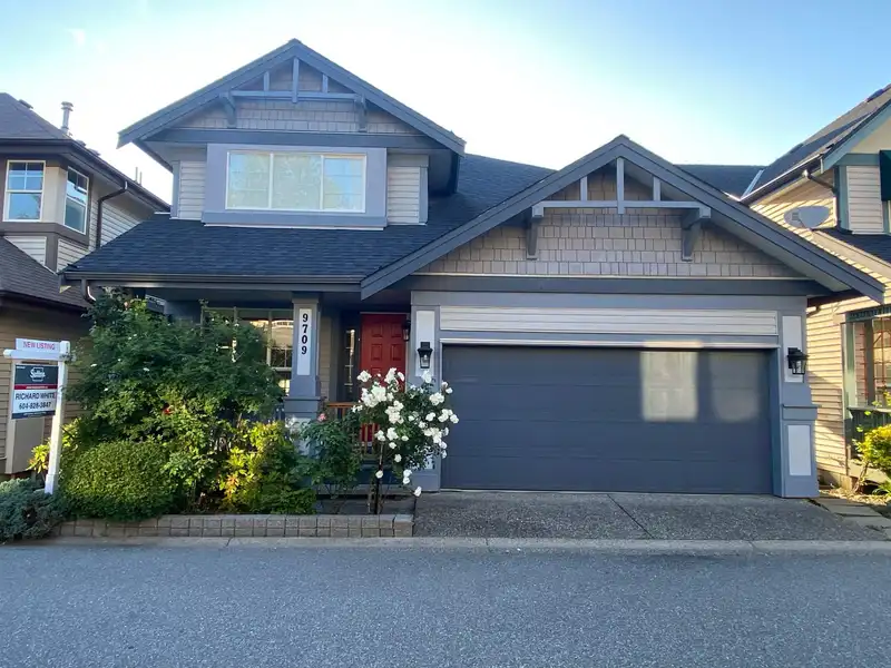9709 208B STREET - photo 2 of 40