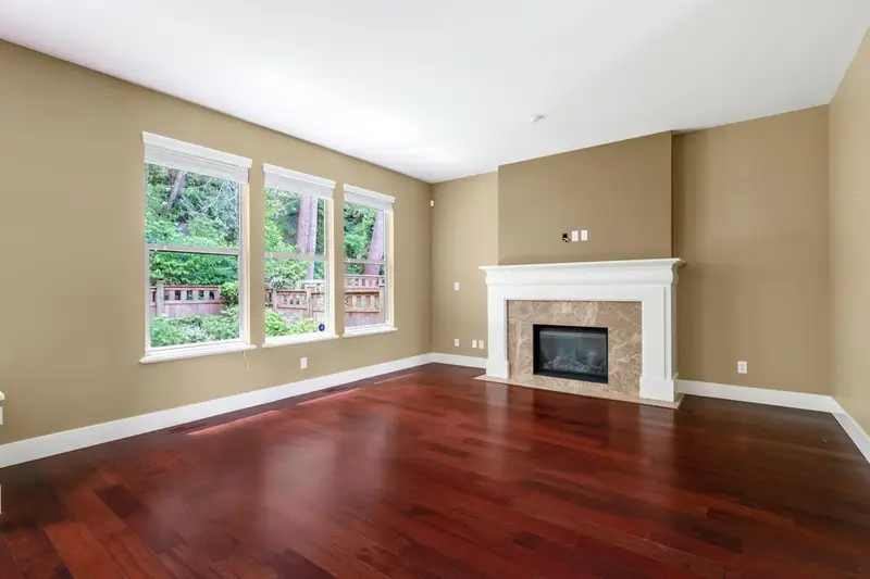 14208 36A AVENUE - photo 4 of 23