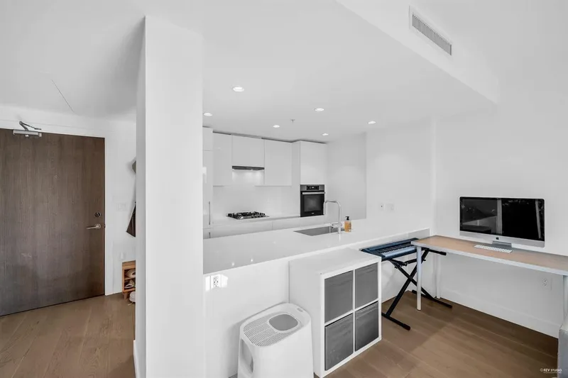 604 5766 GILBERT ROAD - photo 3 of 25