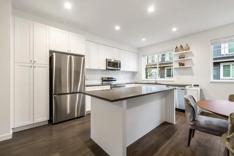 60 15487 99A AVENUE - photo 3 of 28