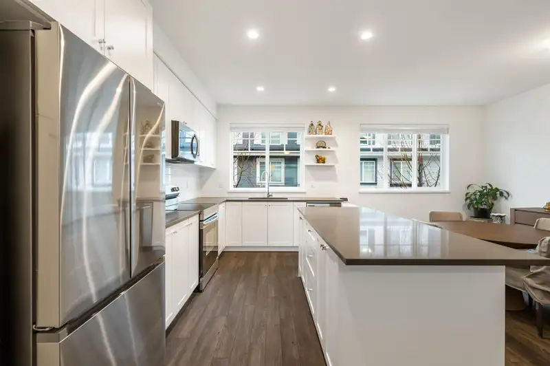 60 15487 99A AVENUE - photo 4 of 28