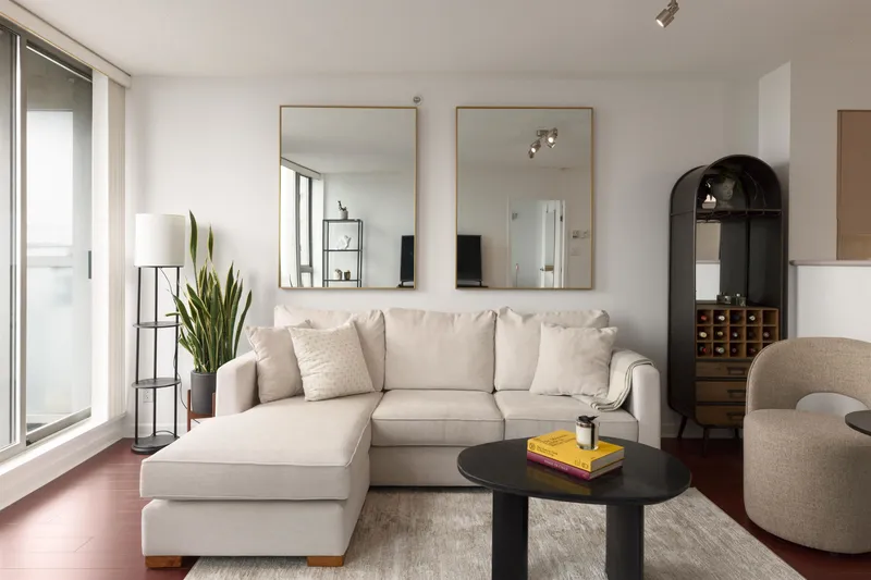 1207 1277 NELSON STREET - photo 2 of 21