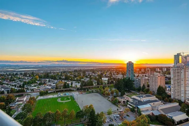 2807 6538 NELSON AVENUE - photo 3 of 25