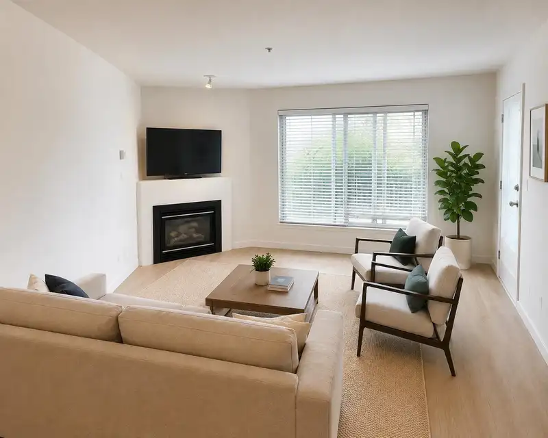 101 2973 KINGSWAY - photo 2 of 2
