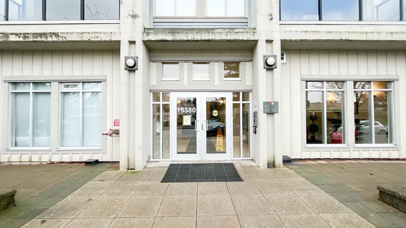 117 15380 102A AVENUE - photo 1 of 25