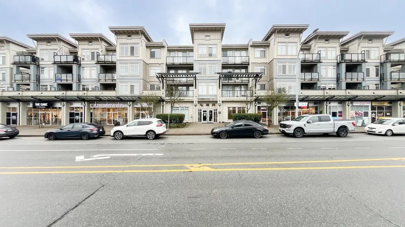 117 15380 102A AVENUE - photo 2 of 25