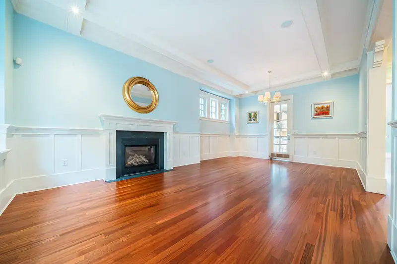 4050 W 33RD AVENUE - photo 4 of 40