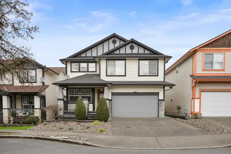 24133 HILL AVENUE - photo 1 of 40