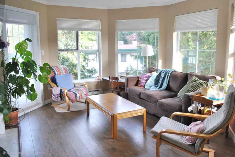 306 15160 108 AVENUE - photo 1 of 16