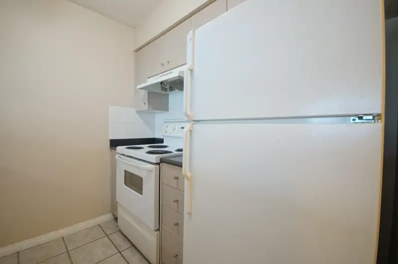 902 822 HOMER STREET - photo 2 of 22