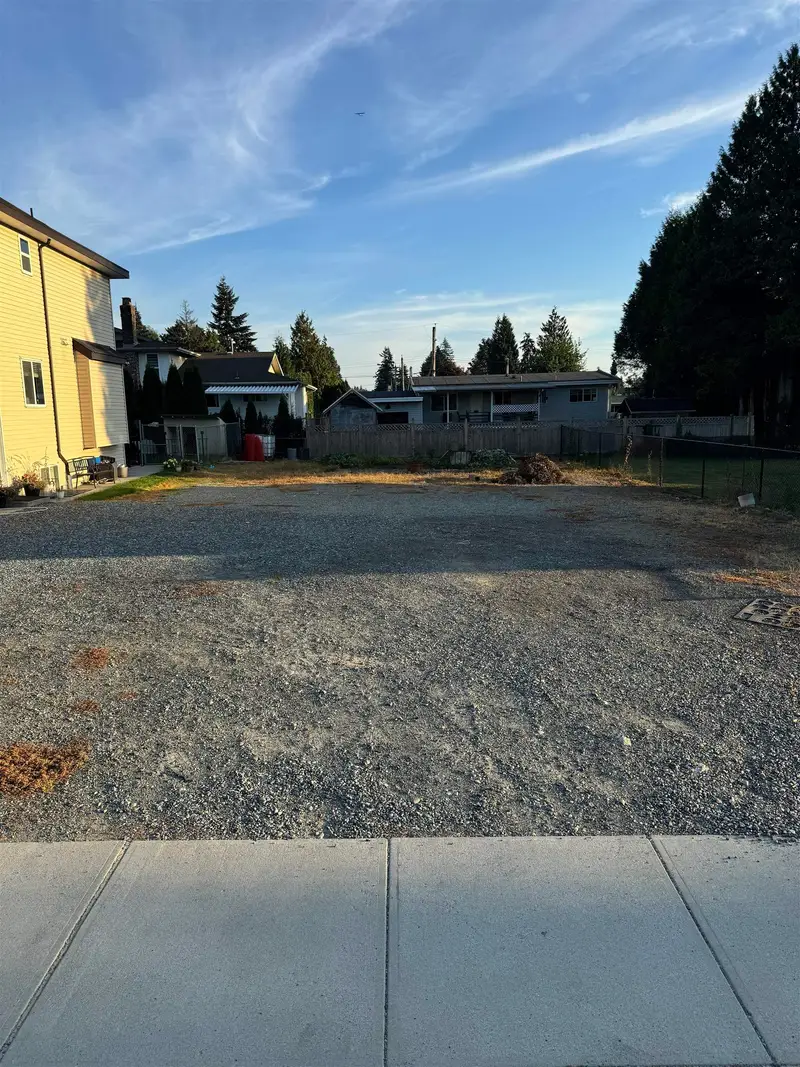 32340 PEARDONVILLE ROAD - photo 2 of 5