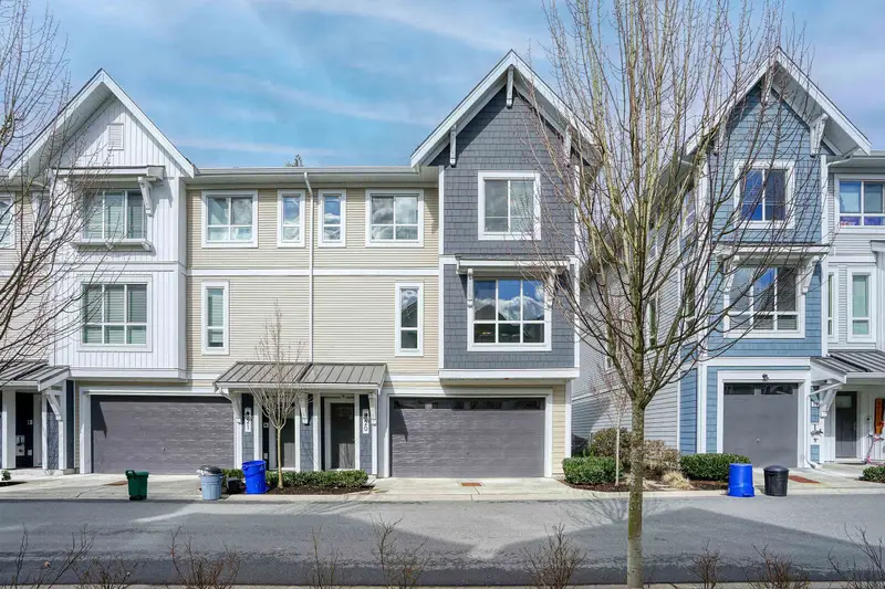 20 8335 NELSON STREET - photo 1 of 25